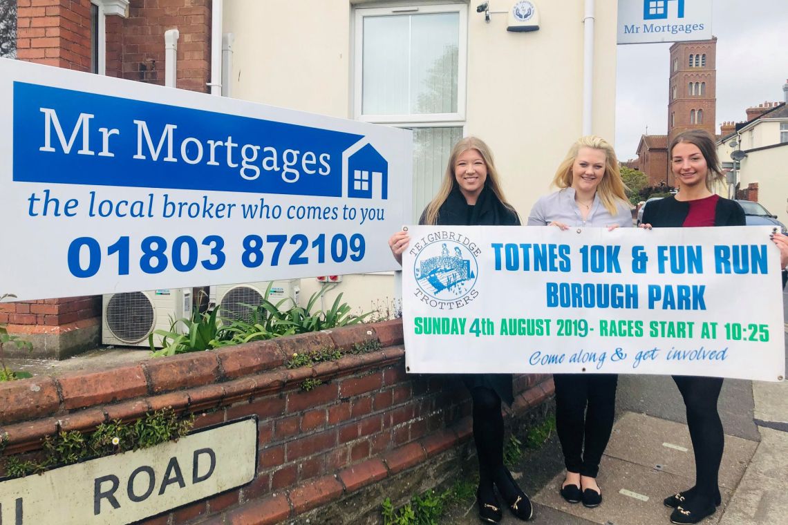 Mr Mortgages support the Totnes 10k